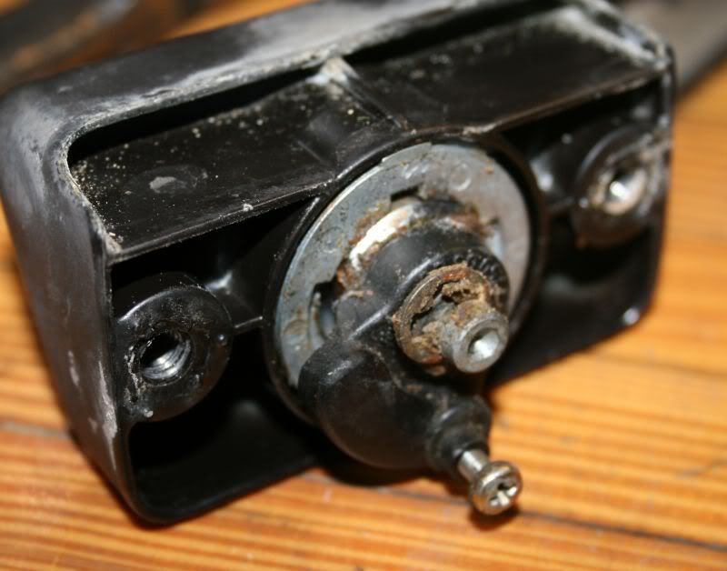 W123 Trunk Lock Question PeachParts MercedesBenz Forum